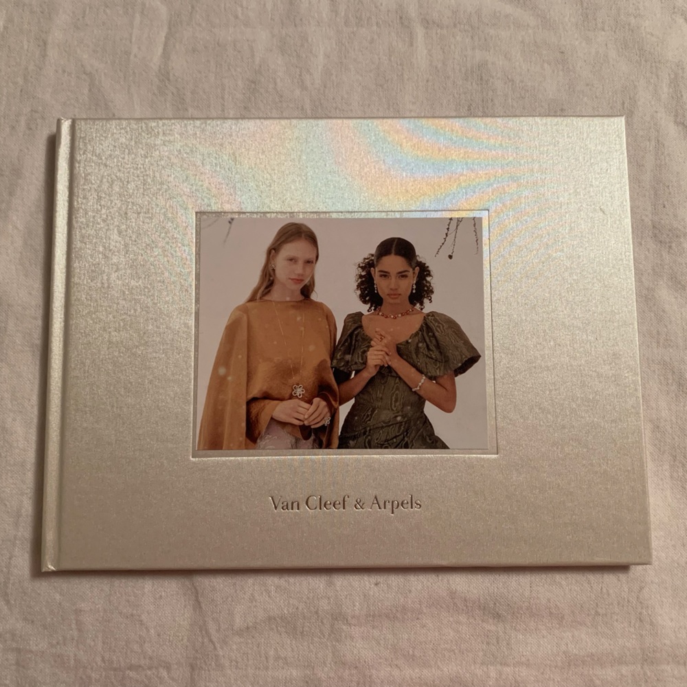 Van cleef & Arpels holiday catalog